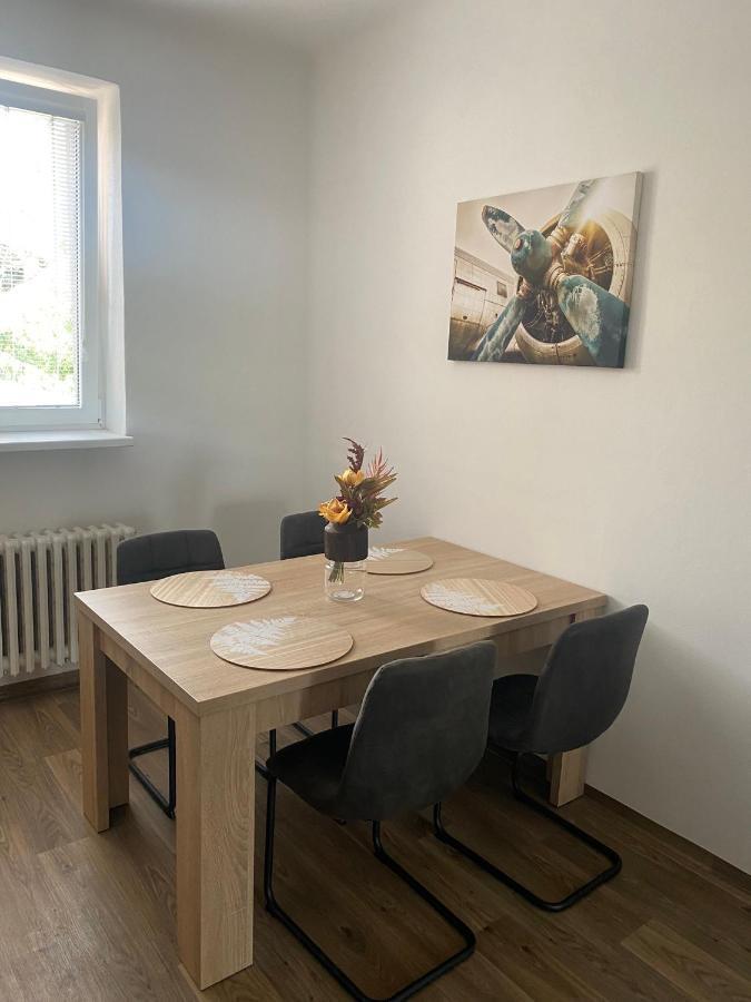 Cerna Ruze - Apartman 3 Plzen Exterior photo